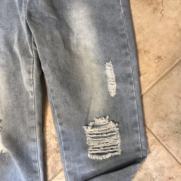 💋Unique Distressed/Embroidered Overalls - Picture 3 of 12